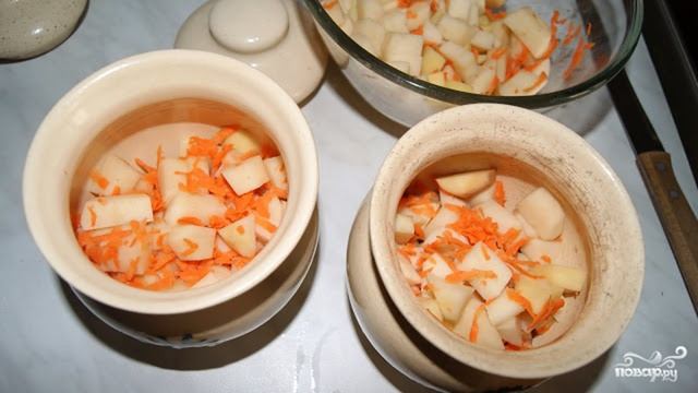 Индейка с картошкой в горшочке