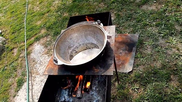Чебуреки в казане ( рецепт крымского татарина ) #чебуреки #крымский рецепт #казан #вкусно #быстро