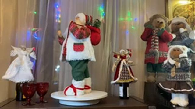 Дед Мороз в красном свитере (65 см) смотреть онлайн