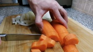 Рецепт приготовления кролика в духовке с овощами и сметанном соусе