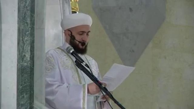 Праздничный намаз в мечети Кул-Шариф (Казань, Татарстан) смотреть онлайн