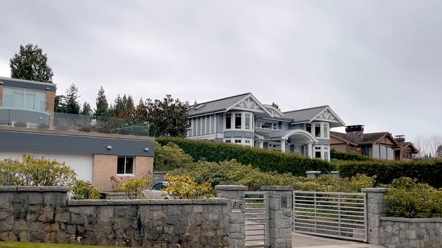 Районы Ванкувера - University 2021 смотреть онлайн