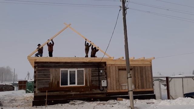 САМАЯ ПРОСТАЯ МНОГОСКАТНАЯ КРОВЛЯ - СТРОИМ КРЫШУ СВОИМИ РУКАМИ - УСТАНОВКА СТРОПИЛ