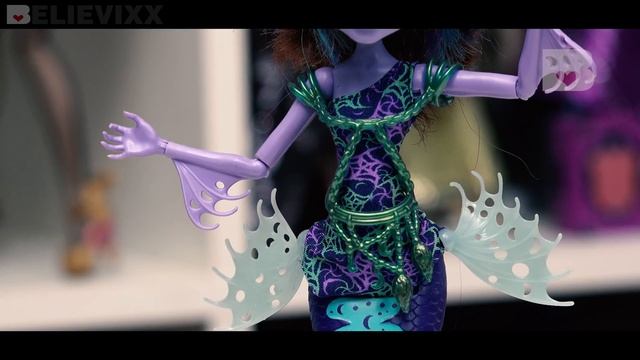 СВЕТЯЩИЕСЯ КУКЛЫ МОНСТЕР ХАЙ ! СТРАШНЫЕ Great Scarrier Reef Клодин Большой Скарьерный Риф Дракулаур смотреть онлайн