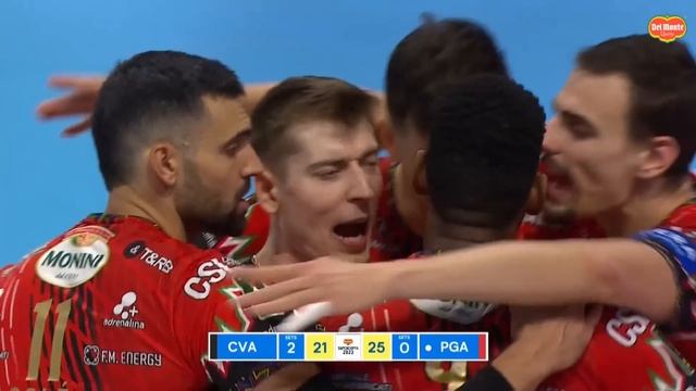 Cucine Lube Civitanova vs. Sir Susa Vim Perugia - VBW - SuperLega - Match Highlights смотреть онлайн