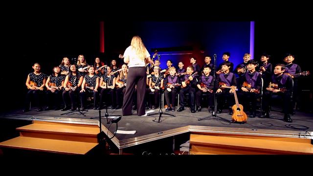 4 Chord Medley - Intermediate A Langley Ukulele Ensemble (April 2019) смотреть онлайн