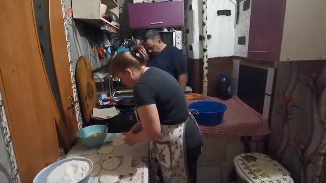 Домашние беляши. Кухня. Жизнь простых людей. Украина.