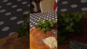 Старое сало лучшая приправа для первых блюд, и неповторимый вкус.Это очень вкусно!.