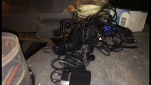 ДОМ ИЗ ВИБРАТОРОВ. ОЗАБОЧЕННАЯ ДЕВУШКА.НАШЛИ ДЕНЬГИ ПОИСК НАХОДОК НА ПОМОЙКЕ, СМОТРЕТЬ ДО КОНЦА!!!