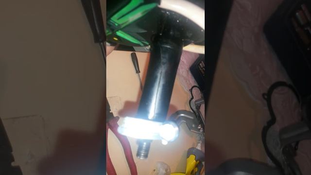 Ремонт привода стеклоочистителя на Volvo XC90 смотреть онлайн