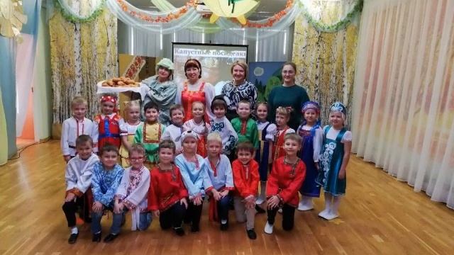 Осенний праздник в подготовительных группах "Капустные посиделки" смотреть онлайн