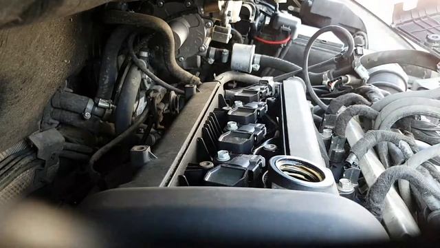 Wymiana świec zapłonowych Kia Venga 1.4 62 kW смотреть онлайн