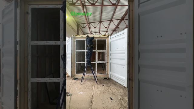 Устанавливаем окно в модульный дом контейнер смотреть онлайн