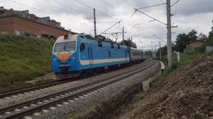 ЭП1М-532 с поездом №425С "Таврия" КисловодскーСимферополь