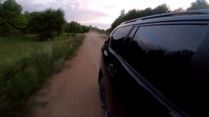 Land Cruiser Prado | Навигатор завел на бездорожье. 2 часа по грунтовке и полям. Прадик справился.
