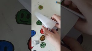 показываю как делать дракона из бумаги на руку#туториал#