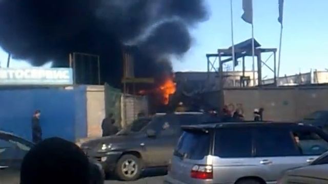 Автосервис в огне.mp4 смотреть онлайн