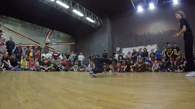 TORI (DOMINANT) vs BELKA (SVAO BREAKERS) | ОТБОР НА YALTA SUMMER JAM | МОСКВА | 2017 смотреть онлайн