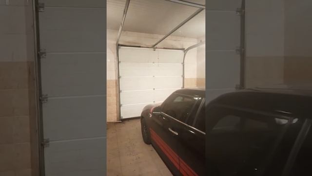 Автоматические гаражные ворота, секционные ворота