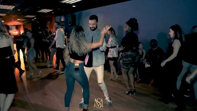 Sensual Bachata Fridays | Sensual Movement | Gabby and Rui | Birthday Rueda смотреть онлайн