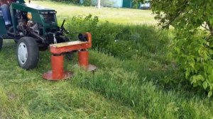 Как косит роторная косилка КР 1,1