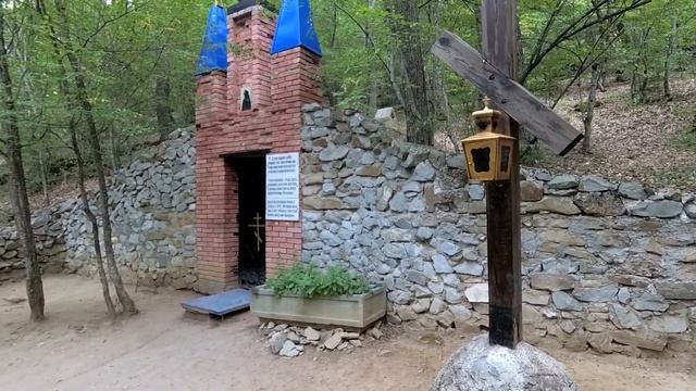 Крым. Монастыри Св. Параскевы и Сурб Хач, Мечеть Узбека и Церковь. Лучший рынок Крыма. Август 2019 смотреть онлайн