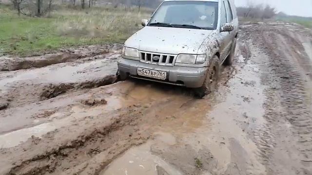 КИА Спортейдж 1 покатушки. немного застряли. смотреть онлайн