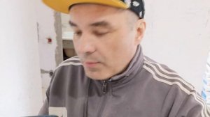 Очистка строительного миксера  самый простой способ.