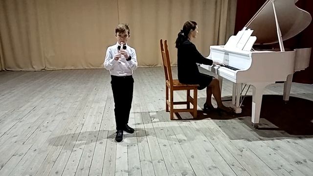 Д.Кабалевский "Маленькая полька" (исп. Чапурин К.) смотреть онлайн