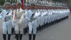 Как маршируют разные страны мира