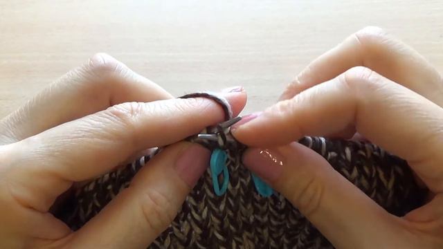 Модная шапка на весну/осень. Как связать простую шапку бини. Вязание для начинающих.