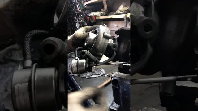 Замена картриджа на турбине Киа Сорренто дизель смотреть онлайн