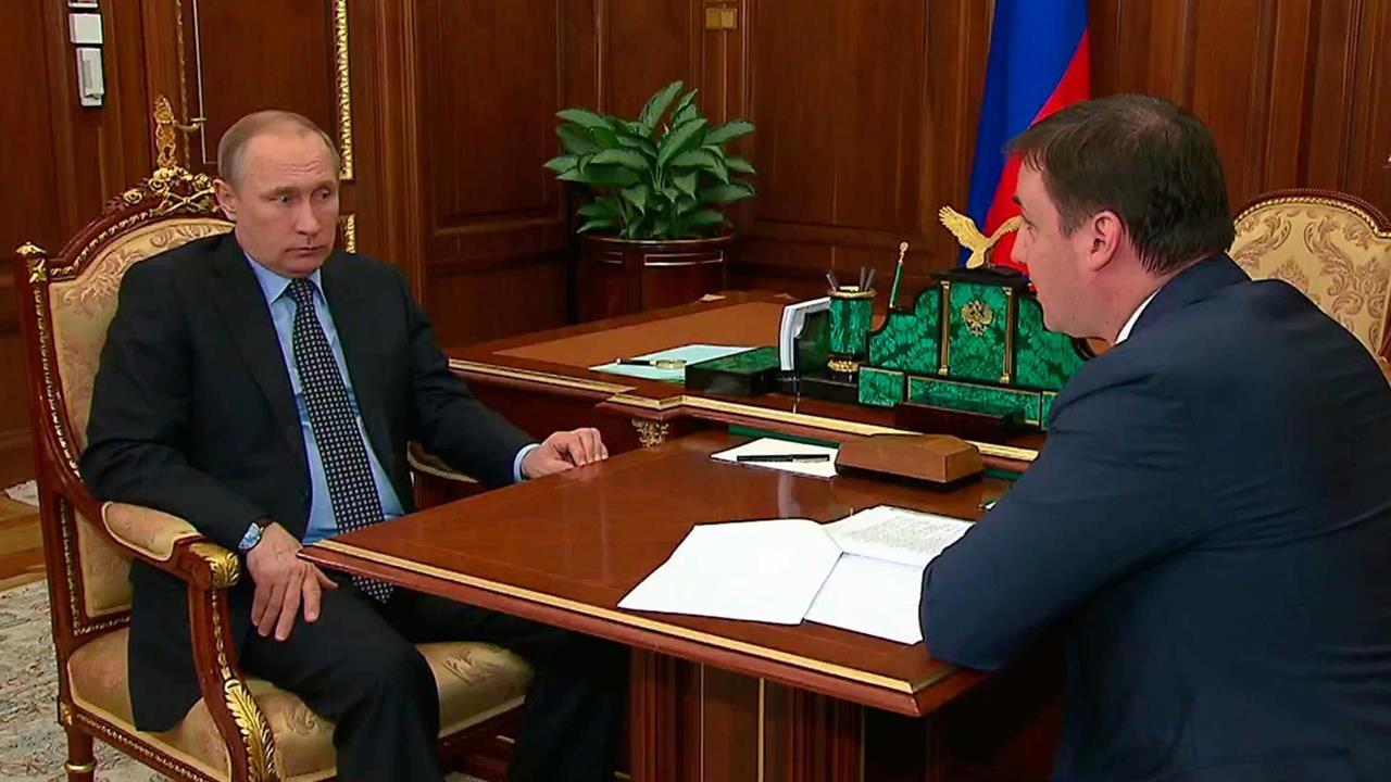 Владимир Путин встретился с председателем правления "Россельхозбанка"