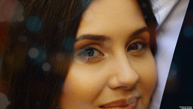 Спустя много лет после того случая, он встретил девушку которая была точь-в-точь похожа, и побелел… смотреть онлайн