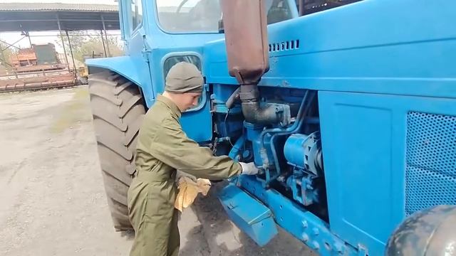 Професія: "Тракторист-машиніст с.г. виробництва; Слюсар з ремонту с.г. машин та устаткування; Водій