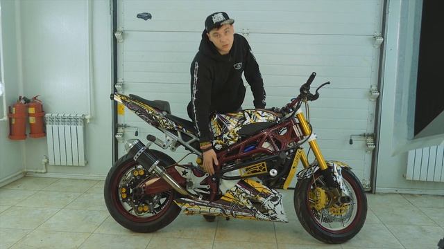 обзор мотоцикла stunt bike Kawasaki zx6r 2005 года смотреть онлайн