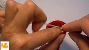 Новогодний колпак крючком (шапка Санты для игрушек)