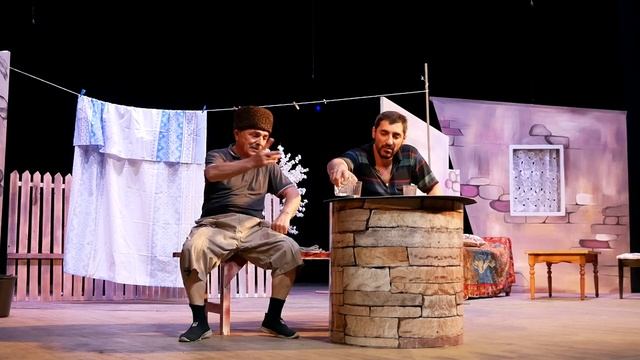 "Прости…" по пьесе Ш.Чкадуа "Кукла", режиссер-постановщик Б.Джумакаев.