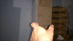 как раньше строили - саманные стены - старый дом 1957 года постройки - дом из глины