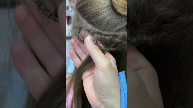 Наращивание волос на трессы #наращиваниеволосспб #наращиваниеволос #hairextensions смотреть онлайн