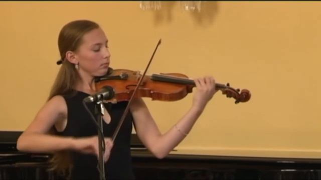 Andrea Astrabová - F. Kreisler -  Sicilienne a Rigaudon смотреть онлайн