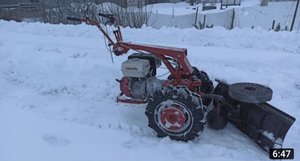 Уборка снега мотоблоком МТЗ с двигателем Weima WM188F 13л_с, отвал ОНП-1 с допами. Советы и отзыв.