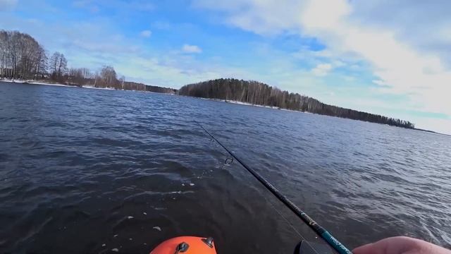 СУДАК! ЩУКА! ОКУНЬ! КОГДА В ОДНОЙ ЛОДКЕ С ПРОФИ!!! смотреть онлайн