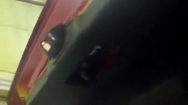 Разбираем Обивку багажника Nissan Juke смотреть онлайн