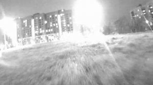 Ночной тест RunCam OWL в черно-белом режиме (хорошее освещение)