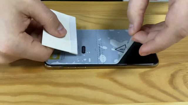 Видео-инструкция. Как поклеить гидрогелевую пленку на телефон? смотреть онлайн