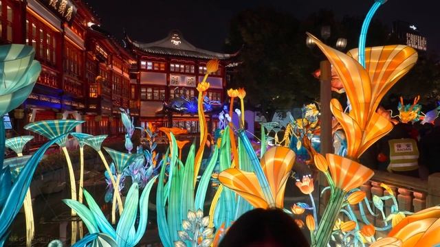 Chinese New Year Lantern Festival 2023 - Shanghai Yuyuan Garden - 4K HDR - 春节上海豫园新春灯会