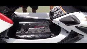 Yamaha Wave Runner FZR