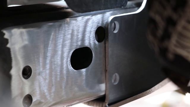 GenRight Bumpers, Fenders, Rock Sliders and Tire Carrier смотреть онлайн