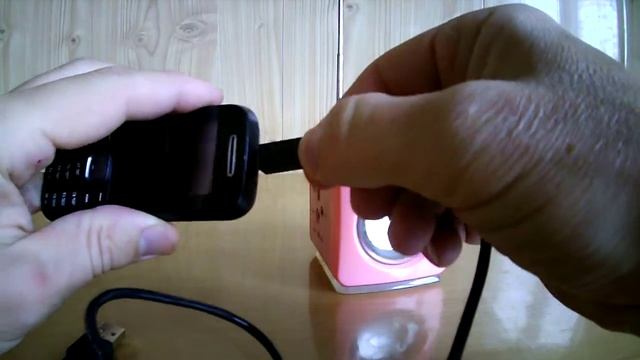 Как зарядить телефон спомощью Радио смотреть онлайн